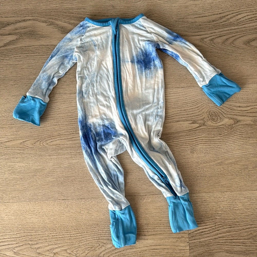 Little Sleepies - blue tye dye/ ombré 0-3mo zippy GUC